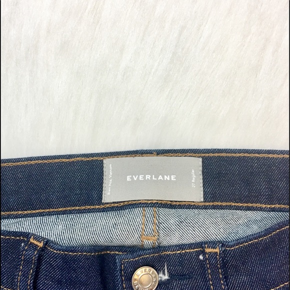 Everlane Mid-Rise Regular Dark Wash Jeans - Picture 5 of 7